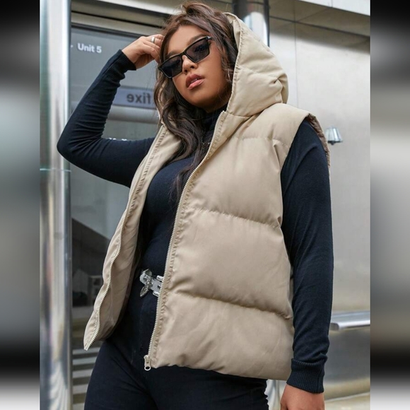 Source Unknown Jackets & Blazers - NWOT Ladies Hooded Puffer Vest